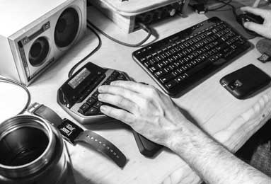 【MN】迈尼昂提出了两个核心条件